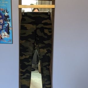 PINK Ultimate leggings